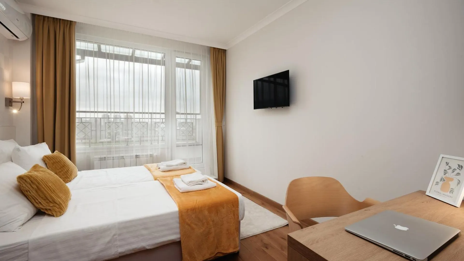 Brand New Luxury Apartments With Great Views Sofia 0*,